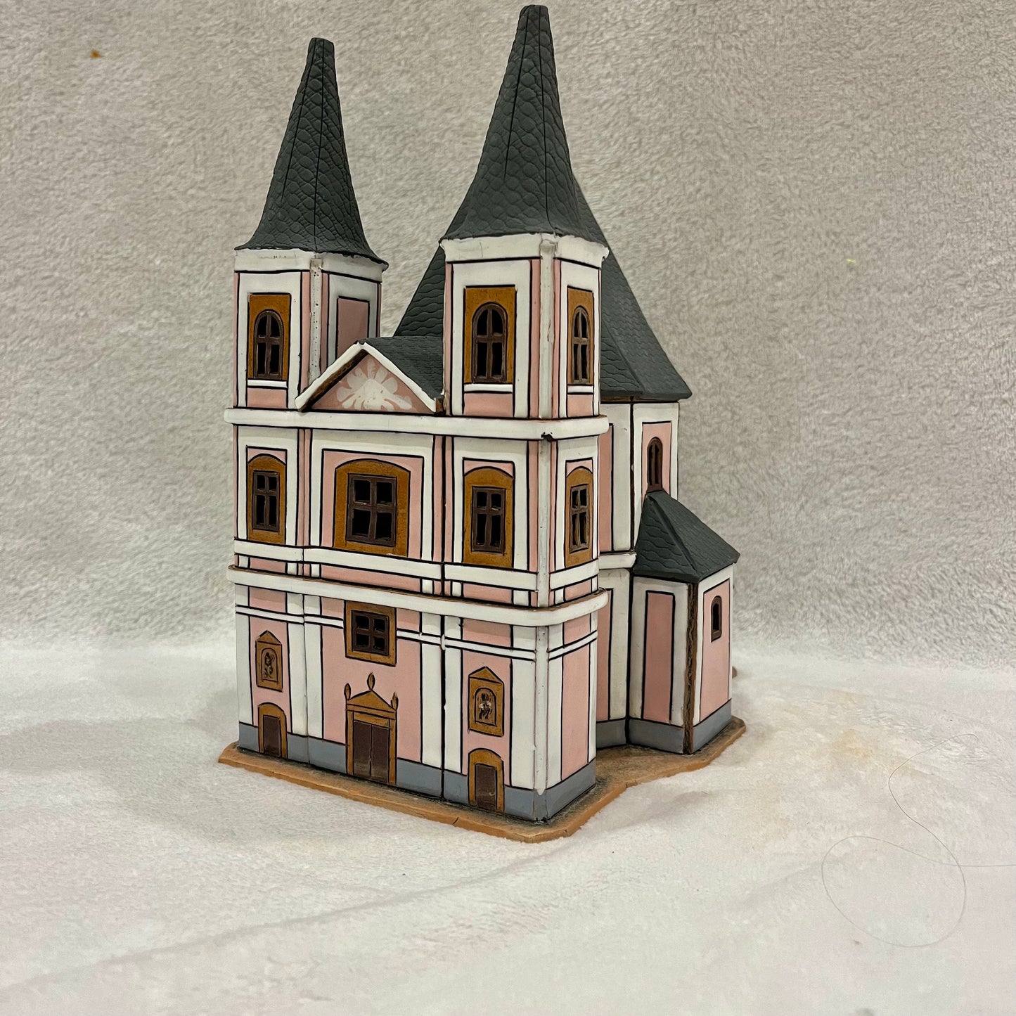 Christmas Ceramic House Art Tealight Candle Holder Room Decoration Handcrafted Collectible Miniature House (EG208)