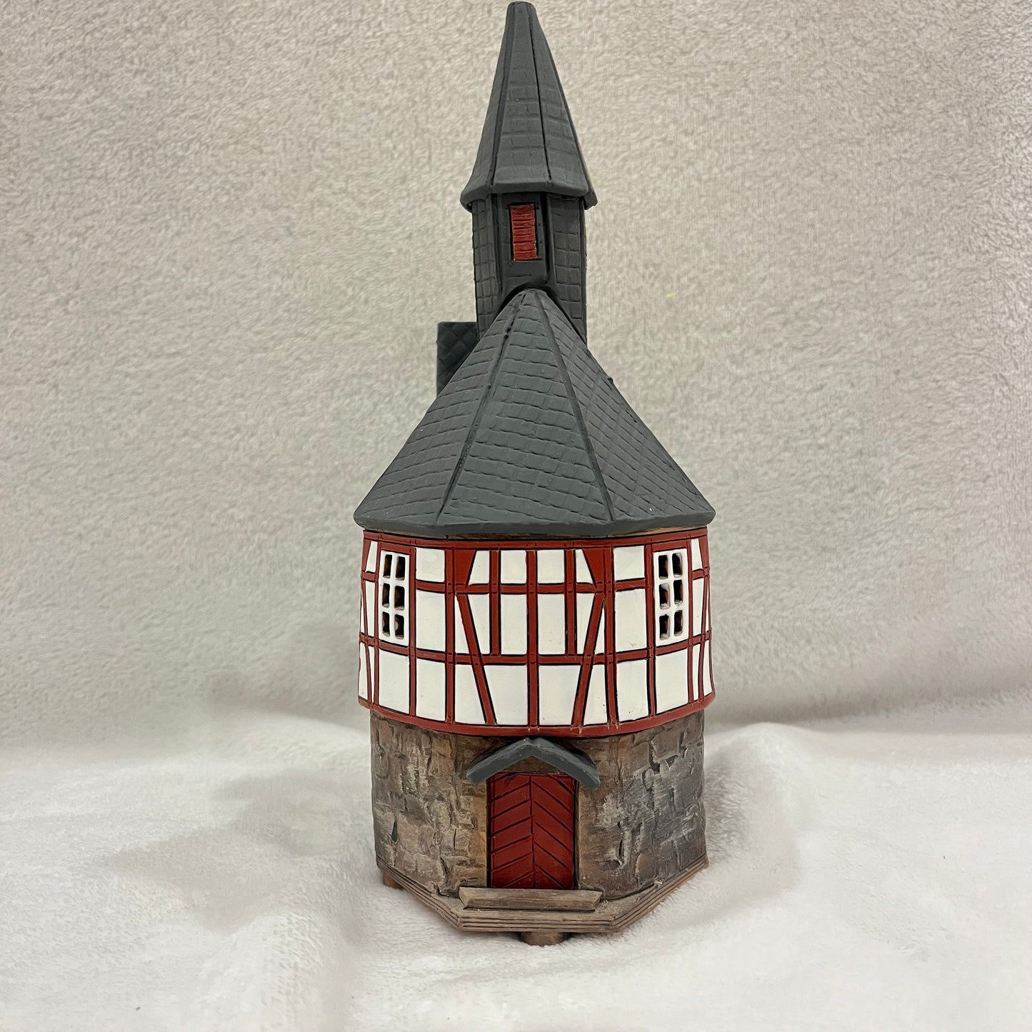 Christmas Ceramic House Art Tealight Candle Holder Room Decoration Handcrafted Collectible Miniature House (G192)