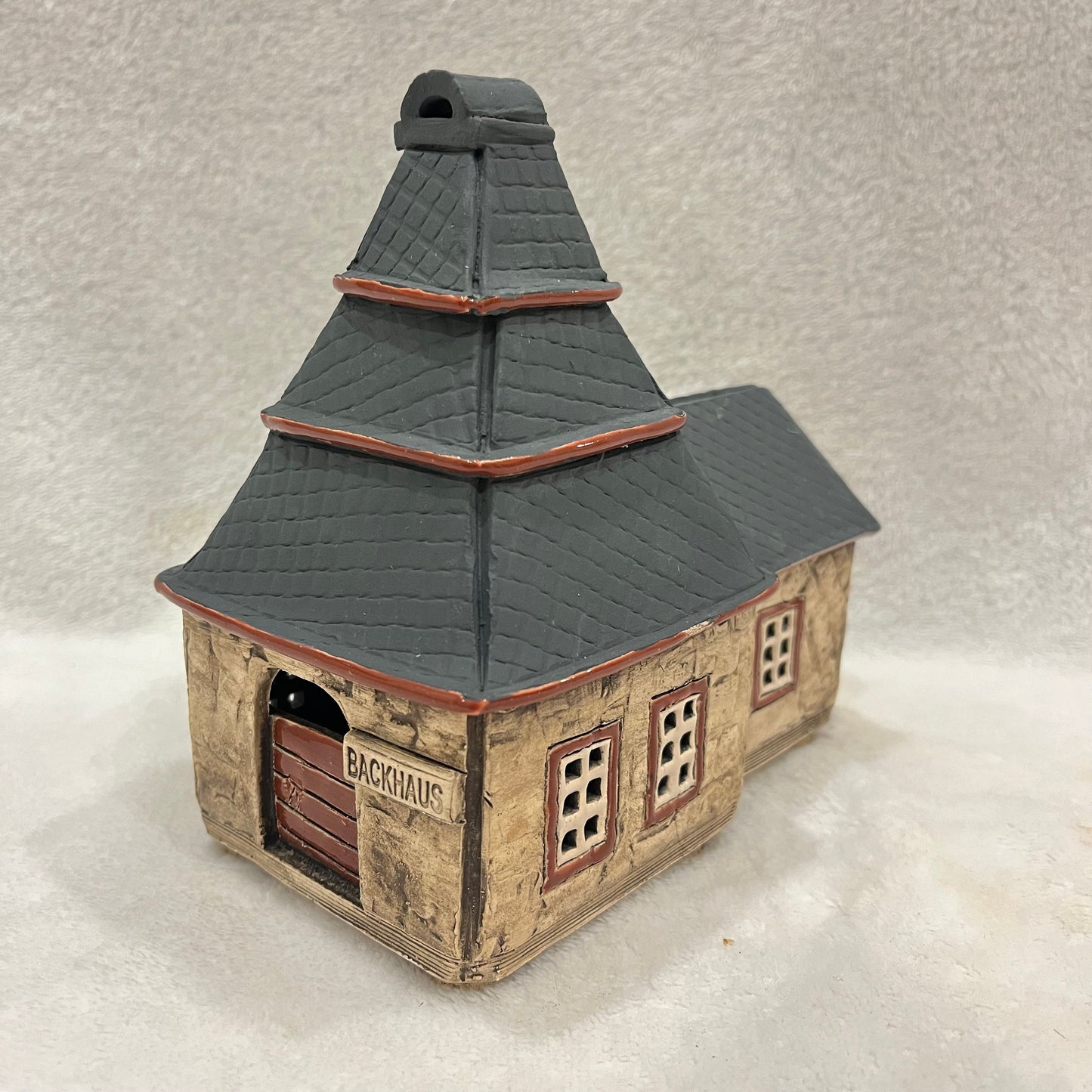 Christmas Ceramic House Art Tealight Candle Holder Room Decoration Handcrafted Collectible Miniature House (G191)