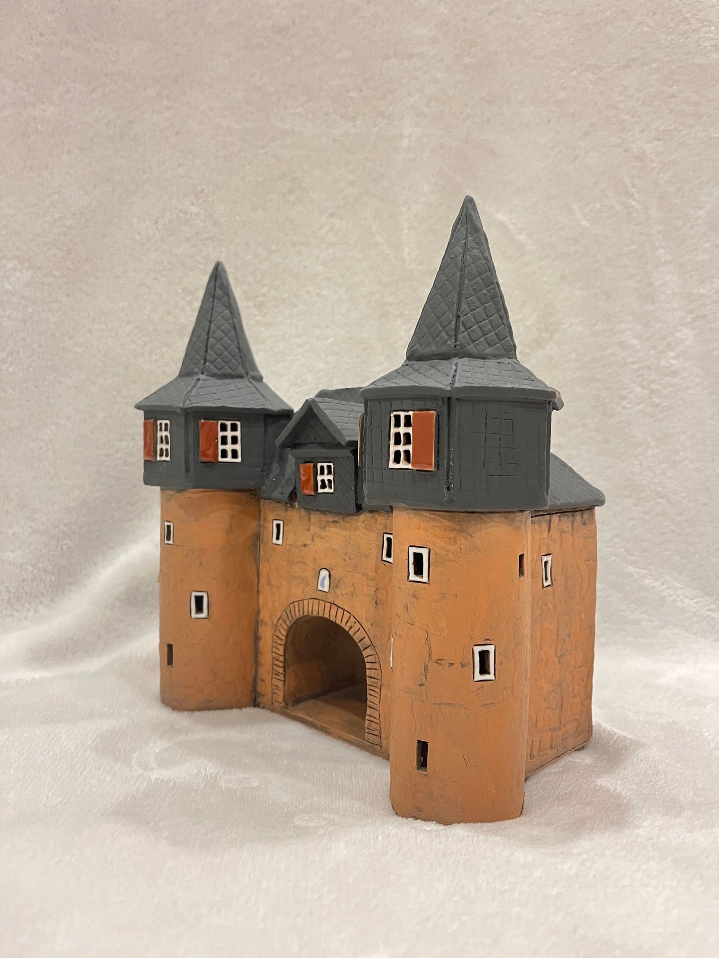 Christmas Ceramic House Art Tealight Candle Holder Room Decoration Handcrafted Collectible Miniature House (G215)