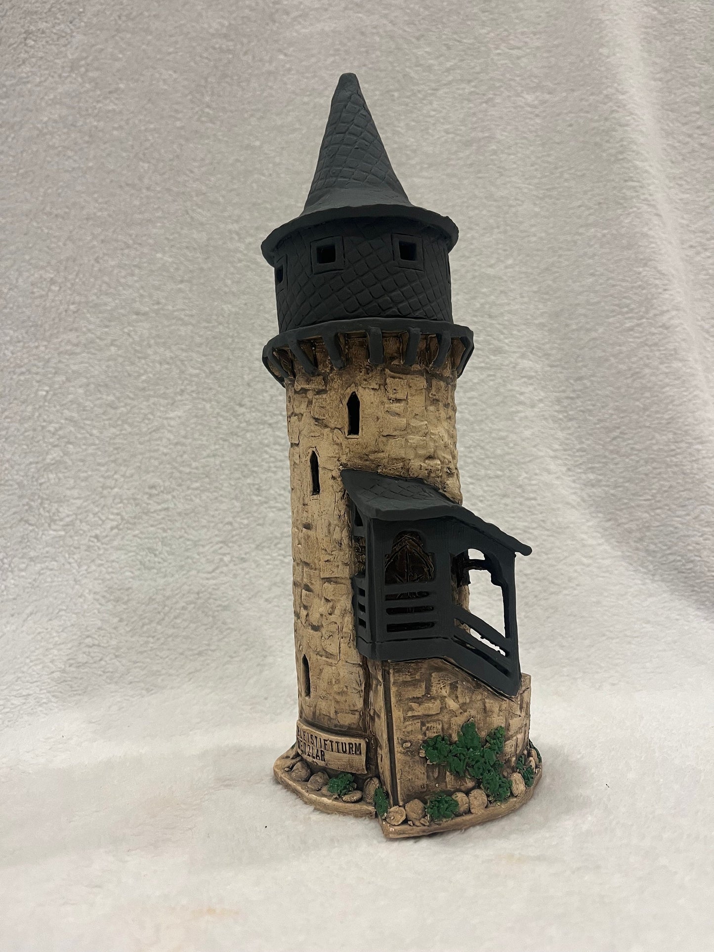 Christmas Ceramic House Art Tealight Candle Holder Room Decoration Handcrafted Collectible Miniature House DG219