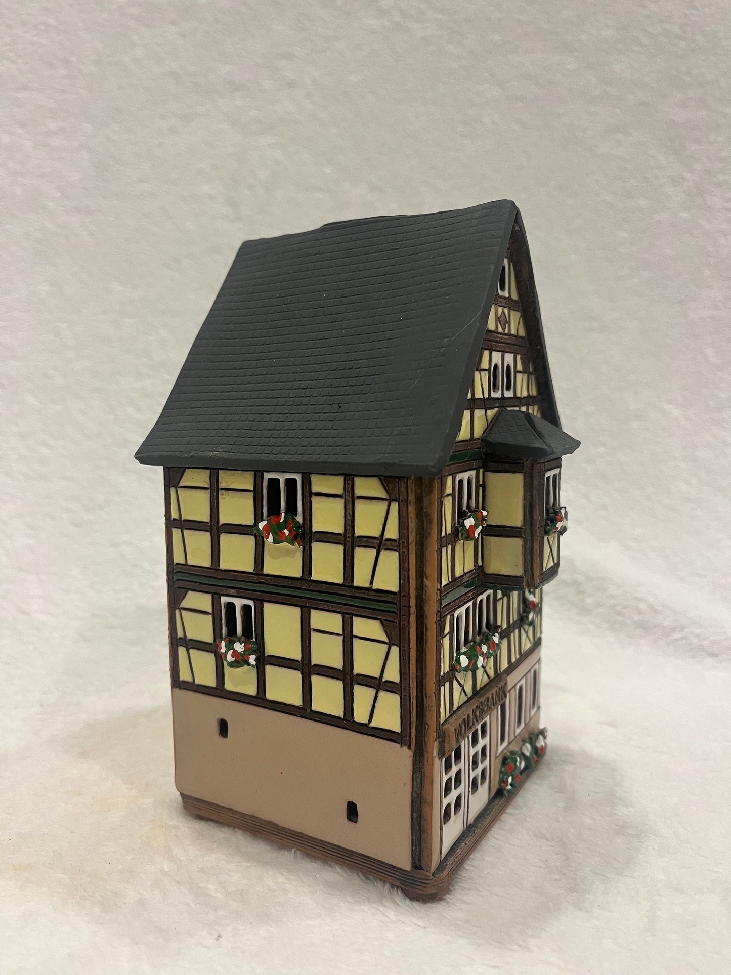 Christmas Ceramic House Art Tealight Candle Holder Room Decoration Handcrafted Collectible Miniature House G146