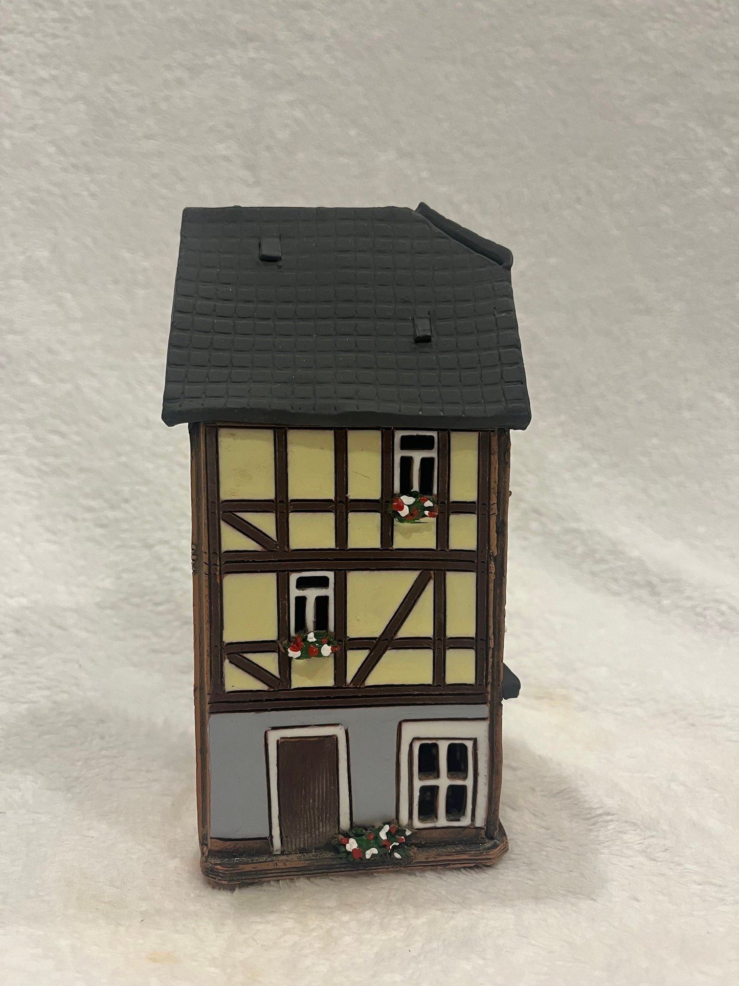 Christmas Ceramic House Art Tealight Candle Holder Room Decoration Handcrafted Collectible Miniature House G130