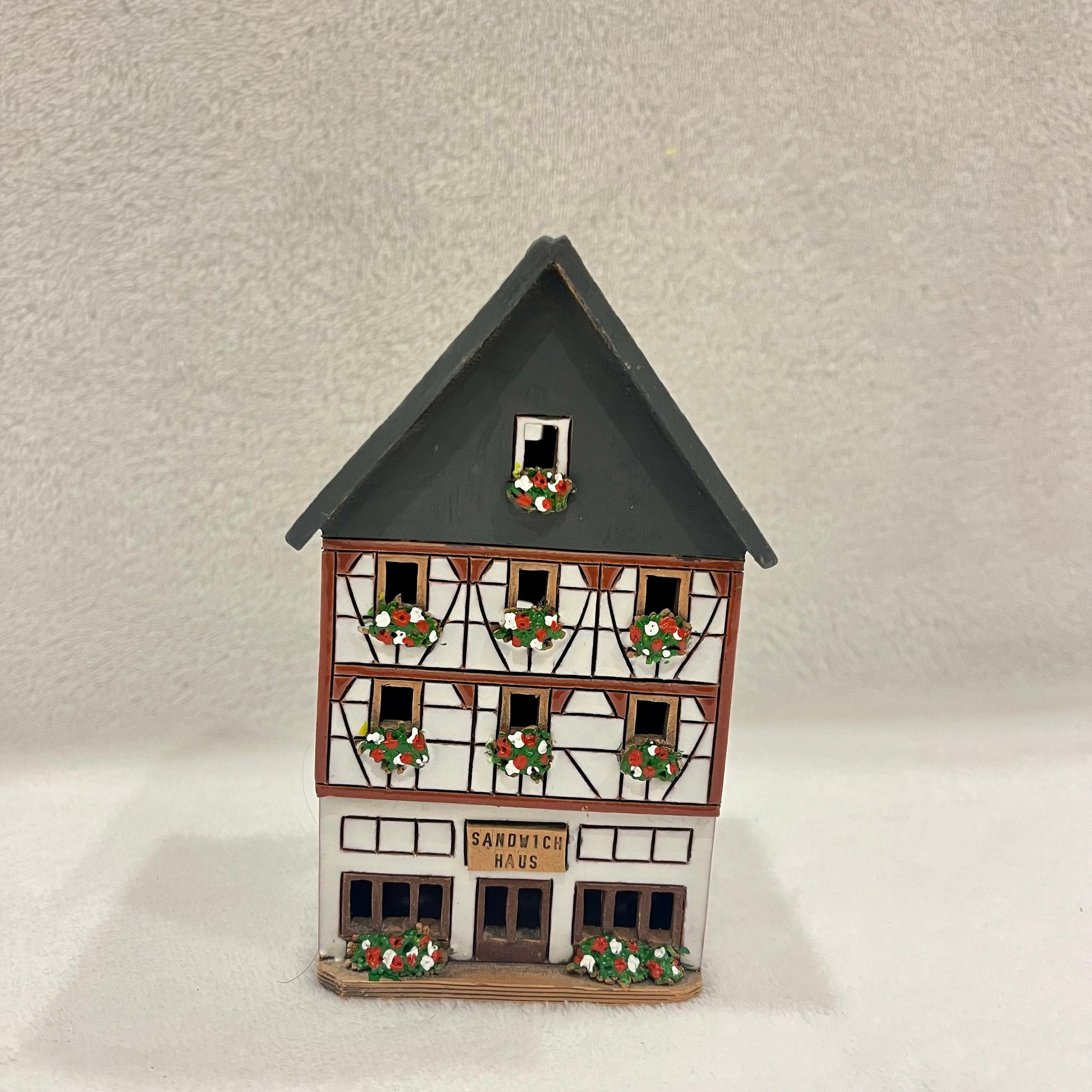 Christmas Ceramic House Art Tealight Candle Holder Room Decoration Handcrafted Collectible Miniature House (G203)