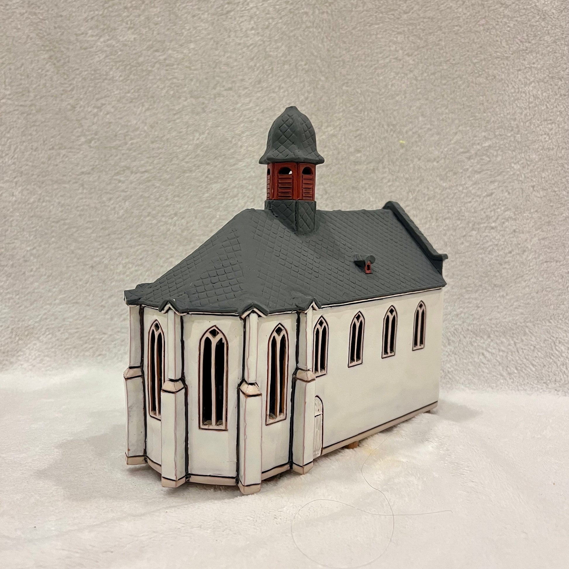 Christmas Ceramic House Art Tealight Candle Holder Room Decoration Handcrafted Collectible Miniature House (EG208)