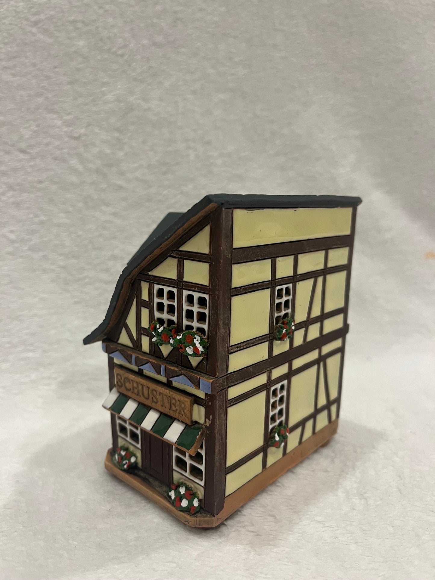 Christmas Ceramic House Art Tealight Candle Holder Room Decoration Handcrafted Collectible Miniature House (G176)