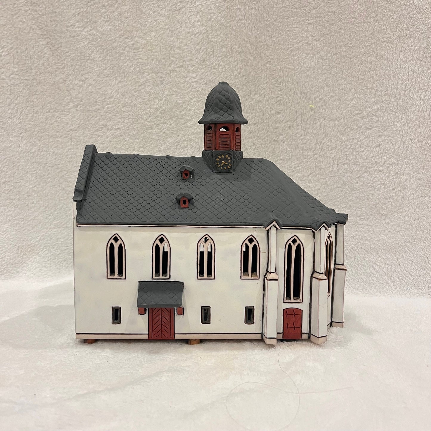 Christmas Ceramic House Art Tealight Candle Holder Room Decoration Handcrafted Collectible Miniature House (EG208)