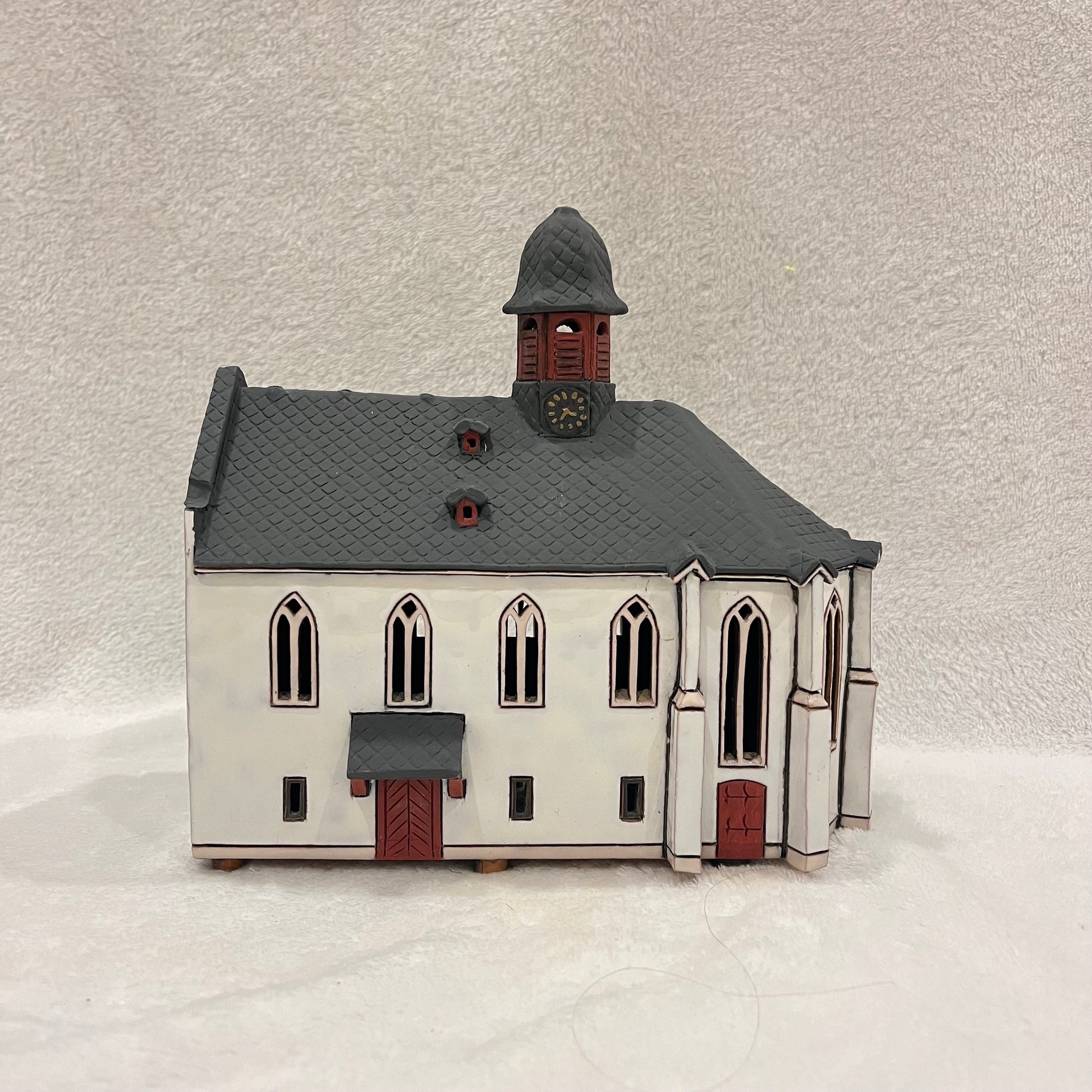 Christmas Ceramic House Art Tealight Candle Holder Room Decoration Handcrafted Collectible Miniature House (EG208)