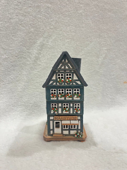 Christmas Ceramic House Art Tealight Candle Holder Room Decoration Handcrafted Collectible Miniature House (G173)