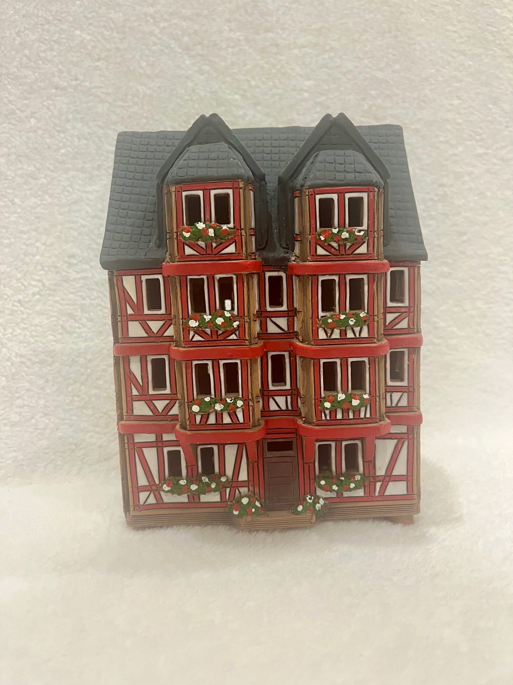 Christmas Ceramic House Art Tealight Candle Holder Room Decoration Handcrafted Collectible Miniature House GC4