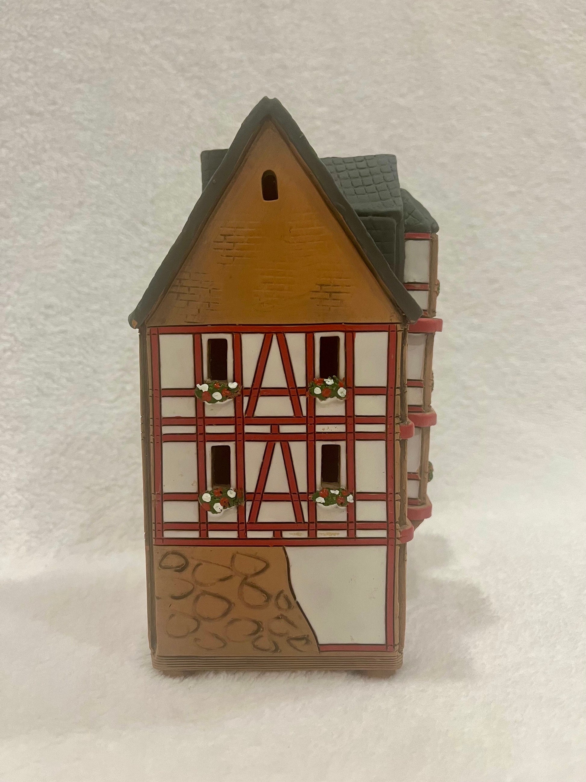 Christmas Ceramic House Art Tealight Candle Holder Room Decoration Handcrafted Collectible Miniature House GC4