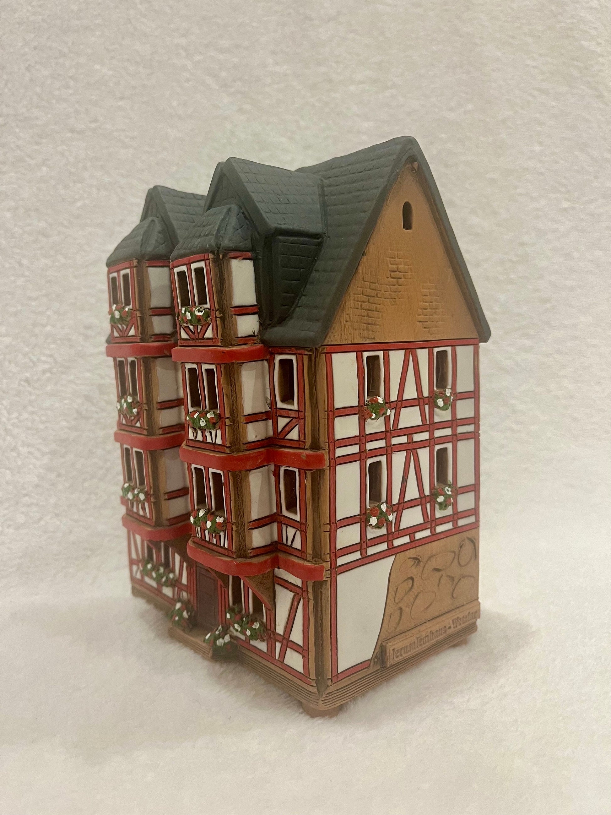 Christmas Ceramic House Art Tealight Candle Holder Room Decoration Handcrafted Collectible Miniature House GC4