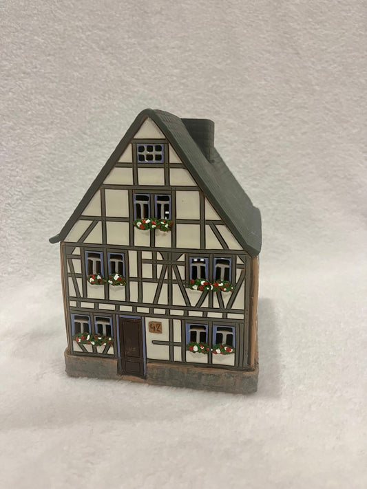 Christmas Ceramic House Art Tealight Candle Holder Room Decoration Handcrafted Collectible Miniature House GC151