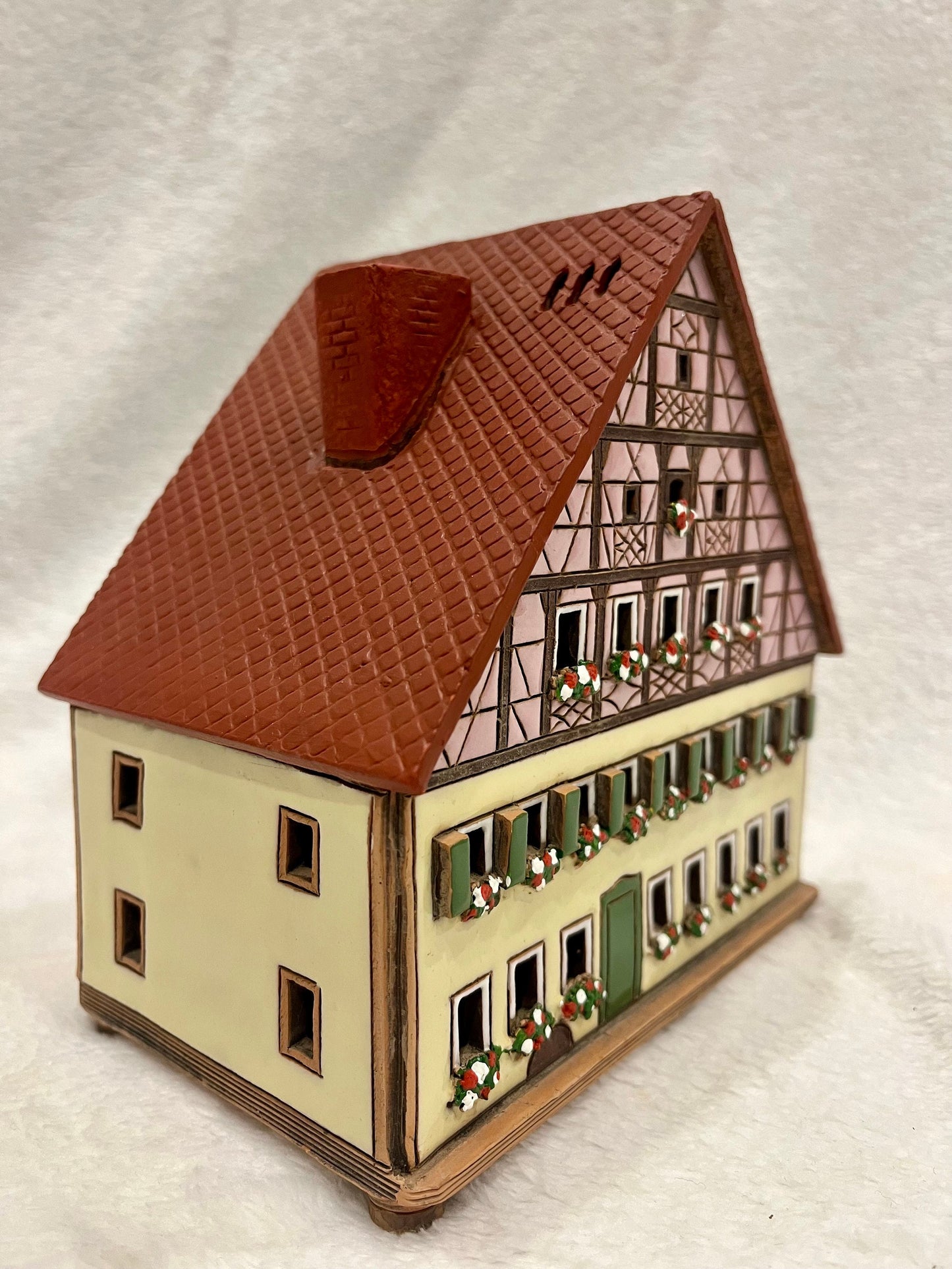 Christmas Ceramic House Art Tealight Candle Holder Room Decoration Handcrafted Collectible Miniature House G6