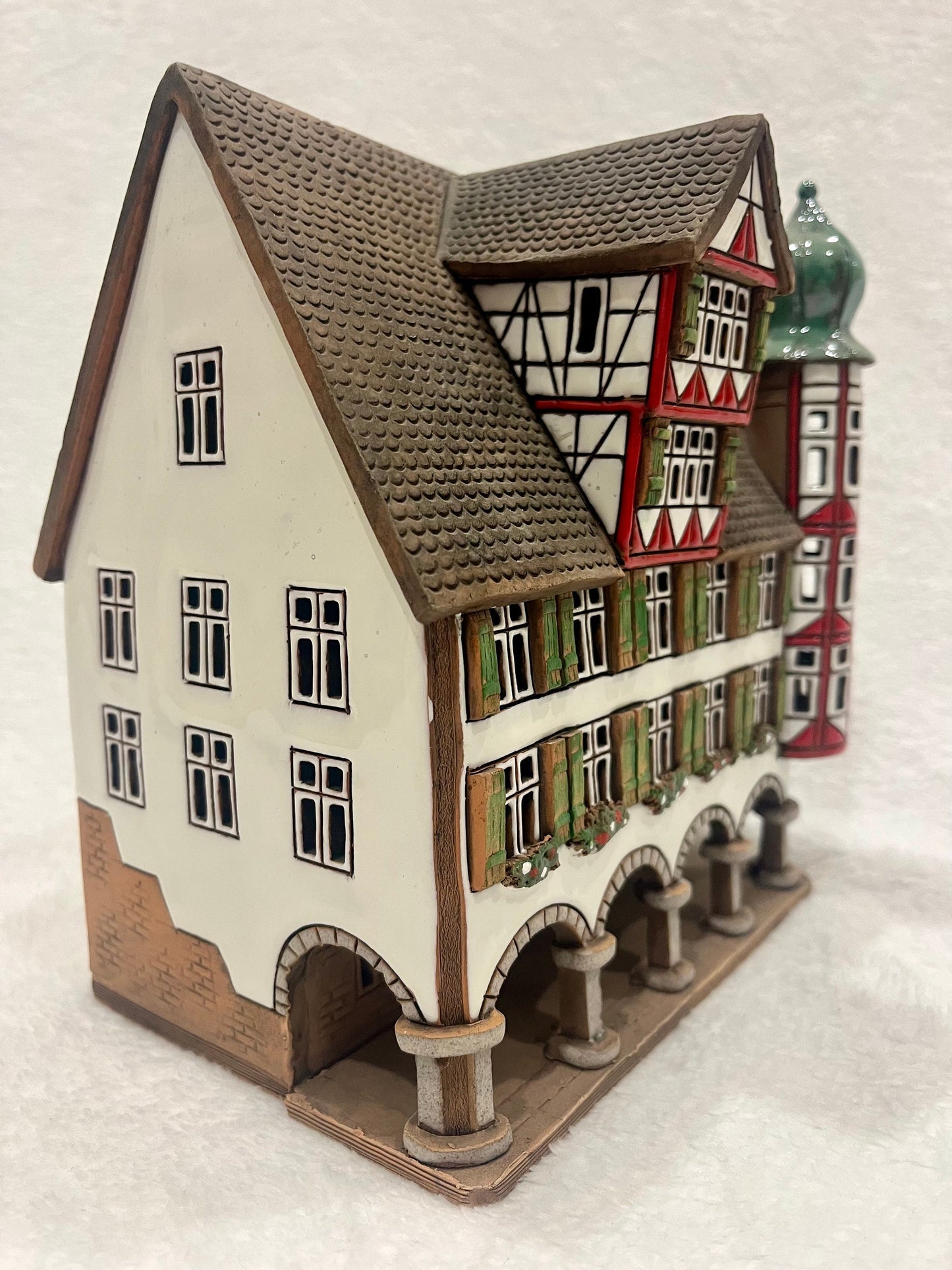 Christmas Ceramic House Art Tealight Candle Holder Room Decoration Handcrafted Collectible Miniature House D6