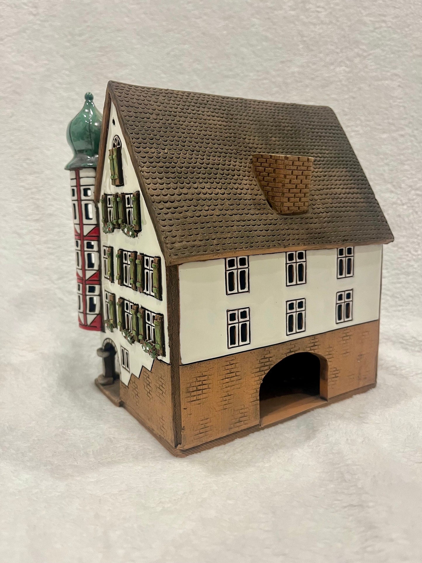 Christmas Ceramic House Art Tealight Candle Holder Room Decoration Handcrafted Collectible Miniature House D6