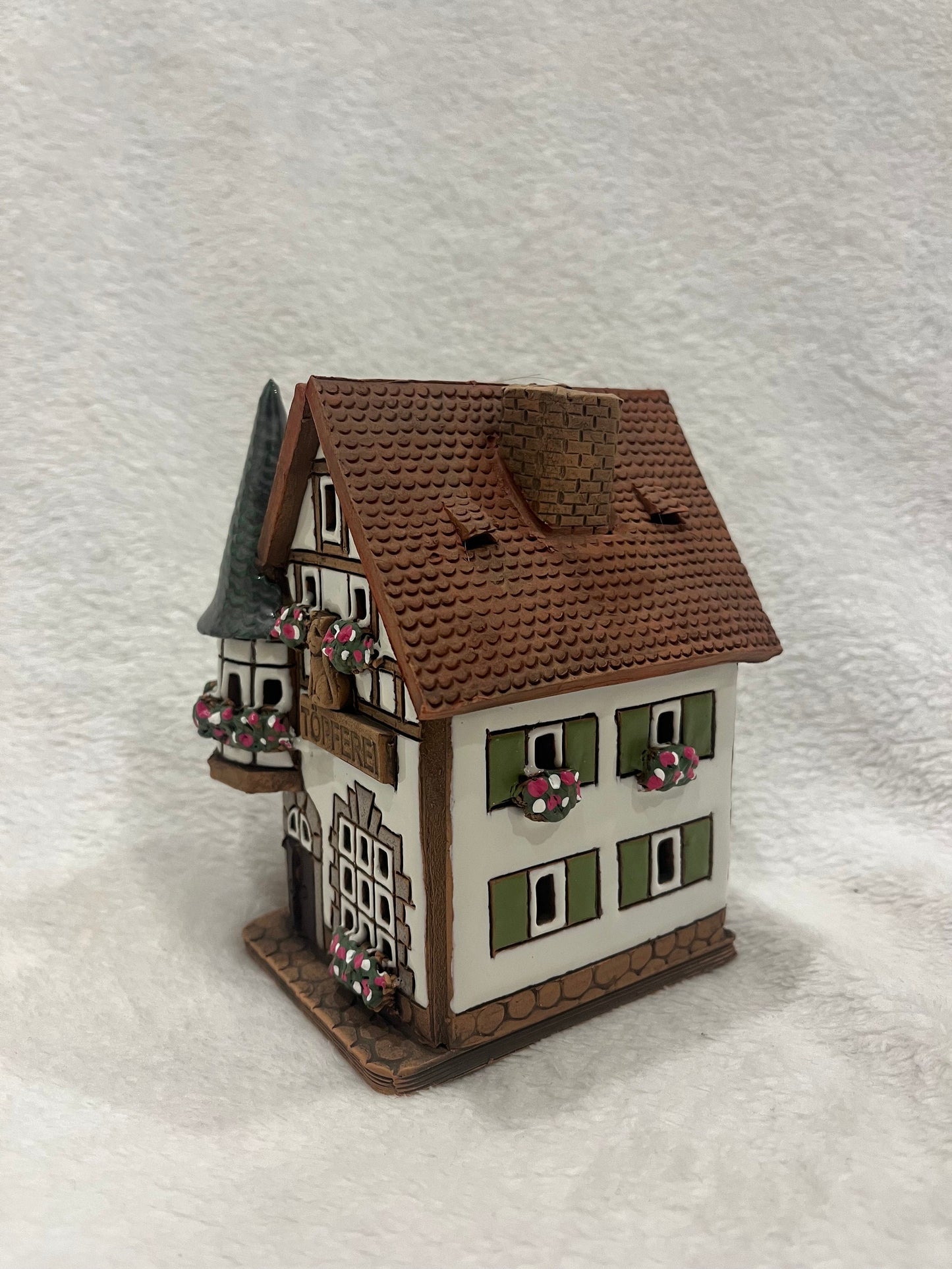 Christmas Ceramic House Art Tealight Candle Holder Room Decoration Handcrafted Collectible Miniature House A238