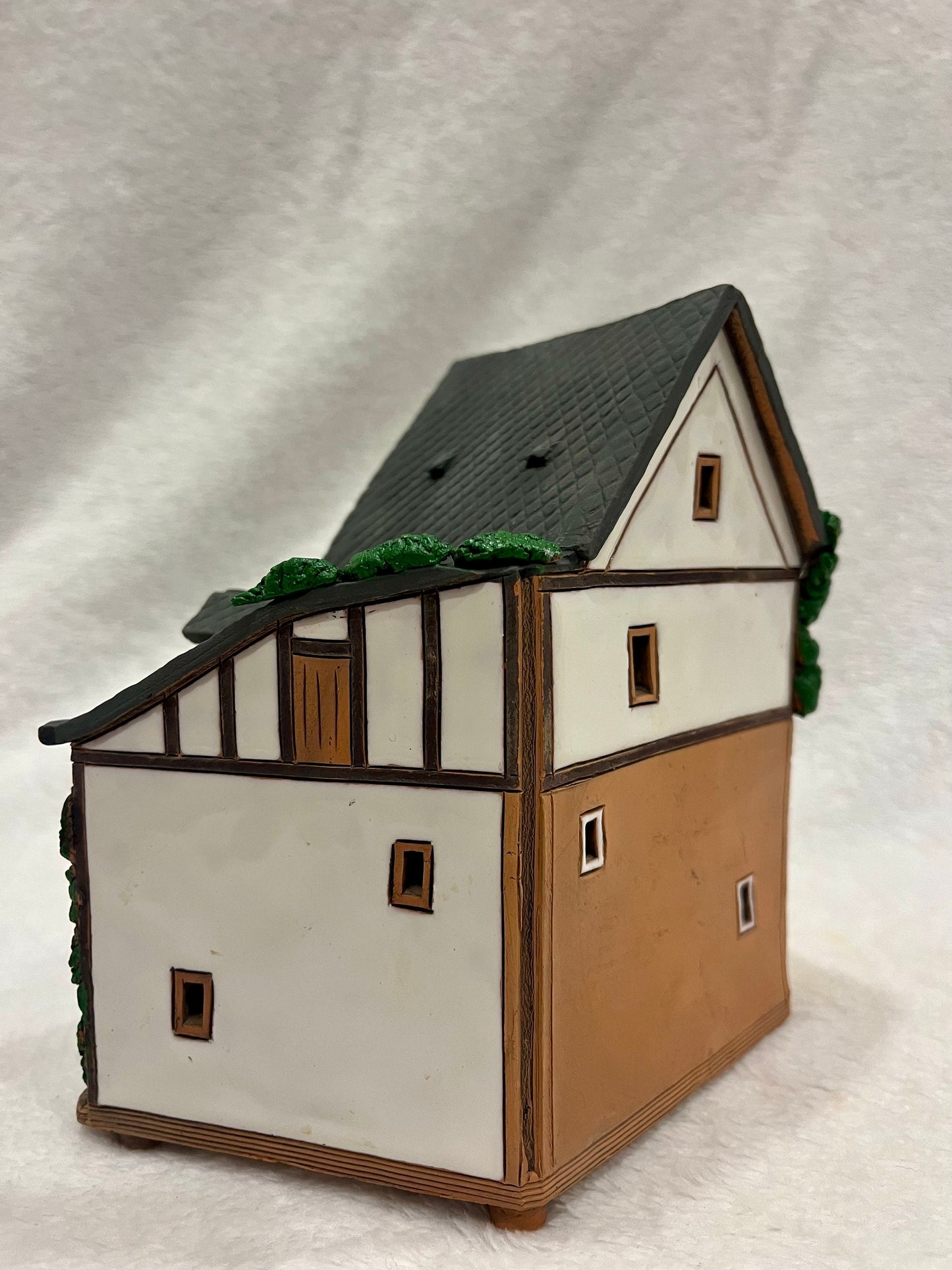 Christmas Ceramic House Art Tealight Candle Holder Room Decoration Handcrafted Collectible Miniature House G216