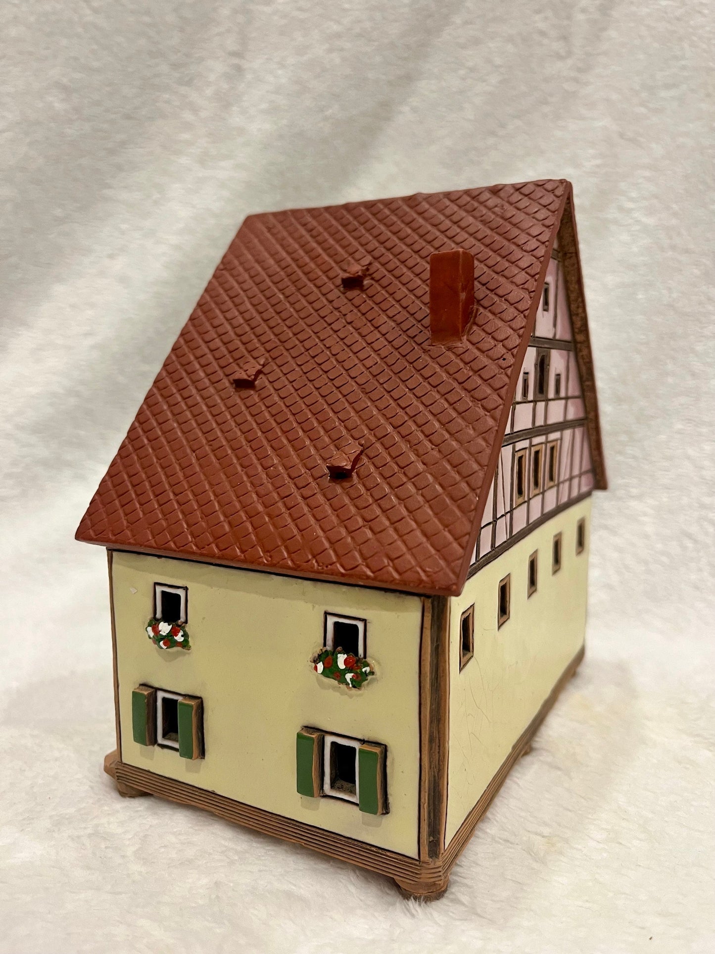 Christmas Ceramic House Art Tealight Candle Holder Room Decoration Handcrafted Collectible Miniature House G6