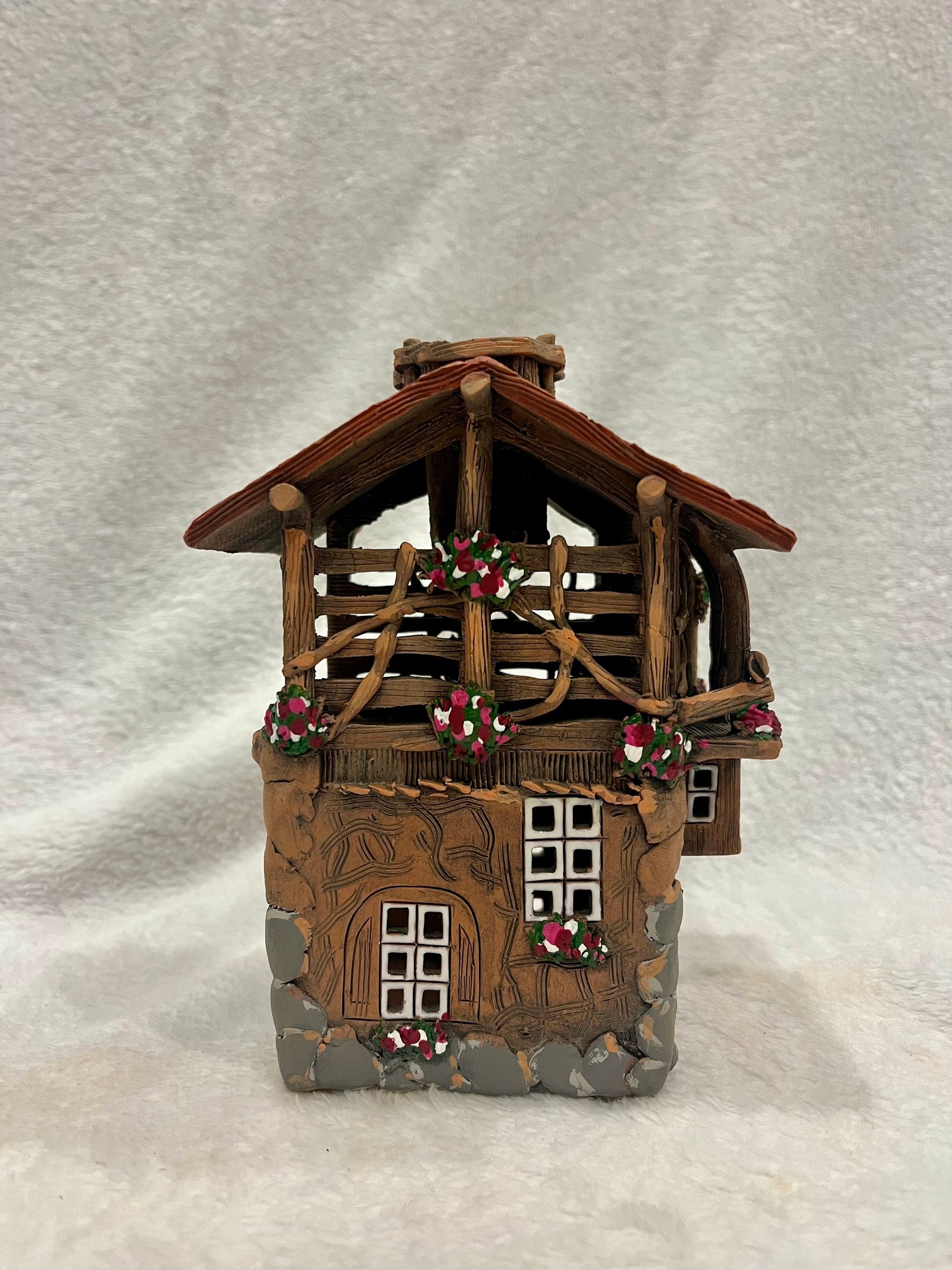 Christmas Ceramic House Art Tealight Candle Holder Room Decoration Handcrafted Collectible Miniature House M31