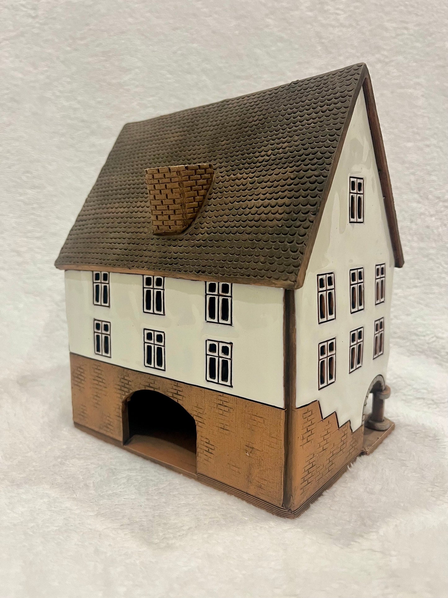 Christmas Ceramic House Art Tealight Candle Holder Room Decoration Handcrafted Collectible Miniature House D6