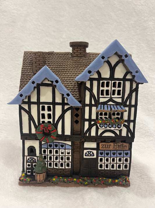 Christmas Ceramic House Art Tealight Candle Holder Room Decoration Handcrafted Collectible Miniature House B94