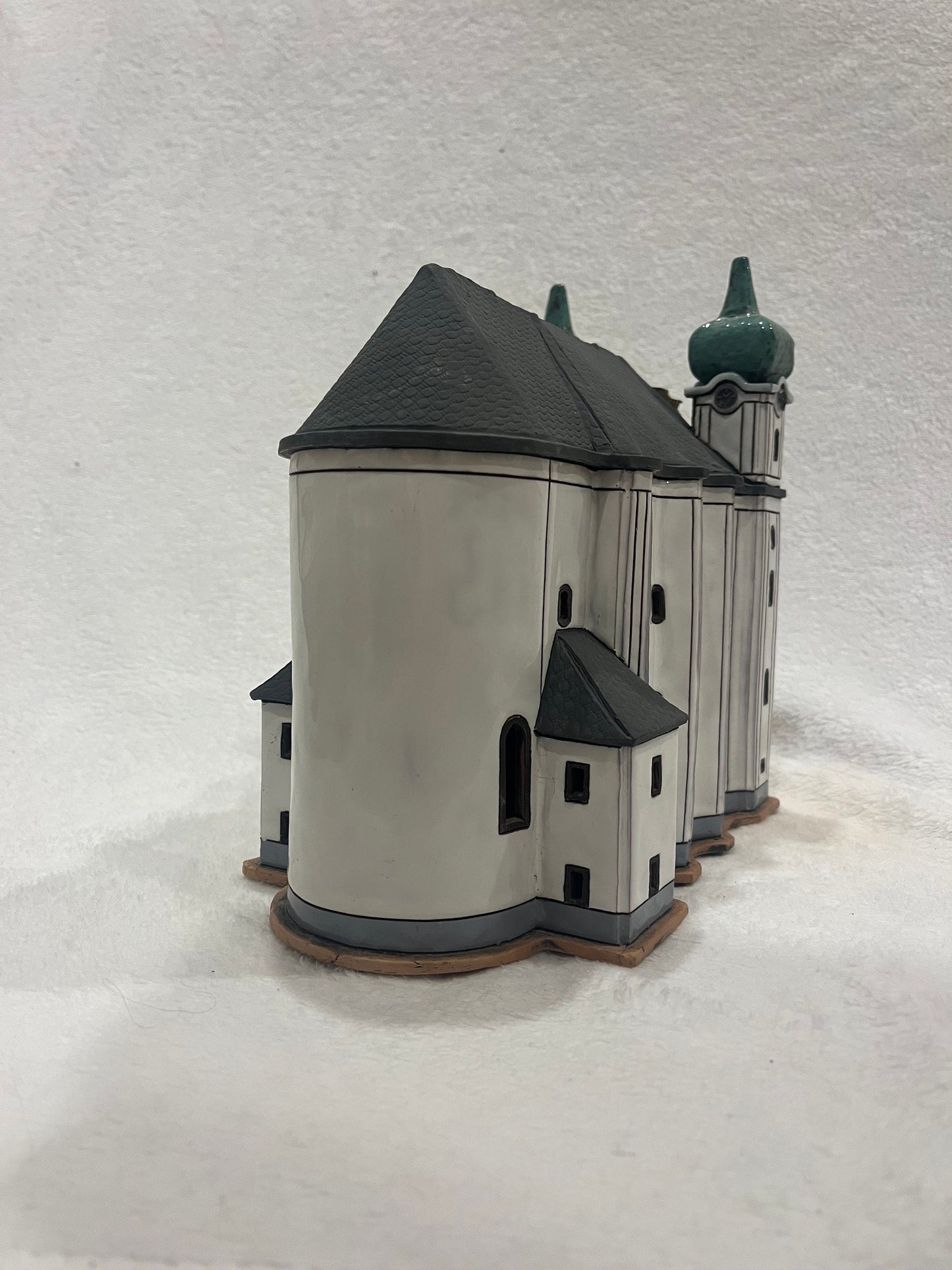 Christmas Ceramic House Art Tealight Candle Holder Room Decoration Handcrafted Collectible Miniature House G209